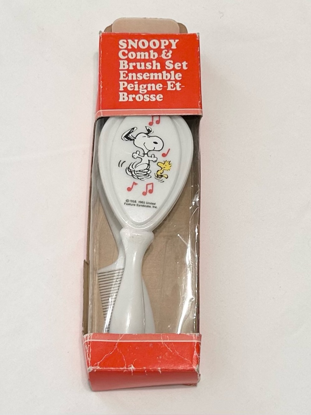 Vintage 60s Peanuts Snoopy Woodstock Comb Brush Set Chantex Inc with Box Rare